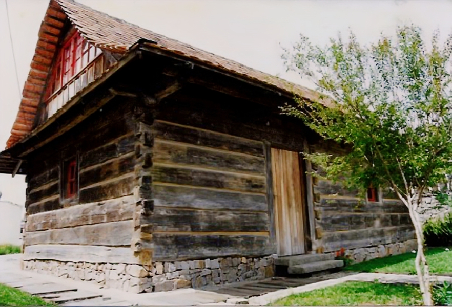 #casasdetroncos #arquiteturapolonesa #culturaparanaense #imigracaopolonesa #arquiteturavernacular #patrimoniohistorico #arquiteturabr #arquiteturasustentavel #culturabrasileira #memoriaafetiva #arquiteturaerestauro #historiadoparana #casasrurais #designtradicional #colonospoloneses #identidadecultural #arquiteturahistorica #preservacaocultural #passauna #curitiba #arquiteturaemocional #patrimoniocultural #araucarias #arquiteturaderesistencia #construcaovernacular #arquiteturaartesanal #arquiteturadeinterior #francorovedo #culturaemrevista #laerciolicheski #arquiteturacomalma #bothanical #gim #lions